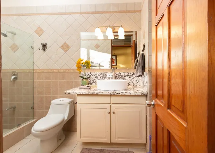 Stunning With Oceanview, Private Pool, Soaking Tub & Picturesque Balcony
