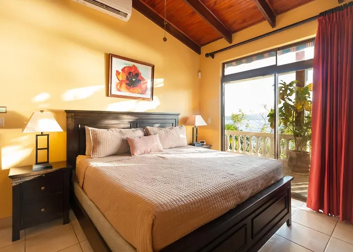 Сasa de vacaciones Stunning With Oceanview, Private Pool, Soaking Tub & Picturesque Balcony Playa Flamingo